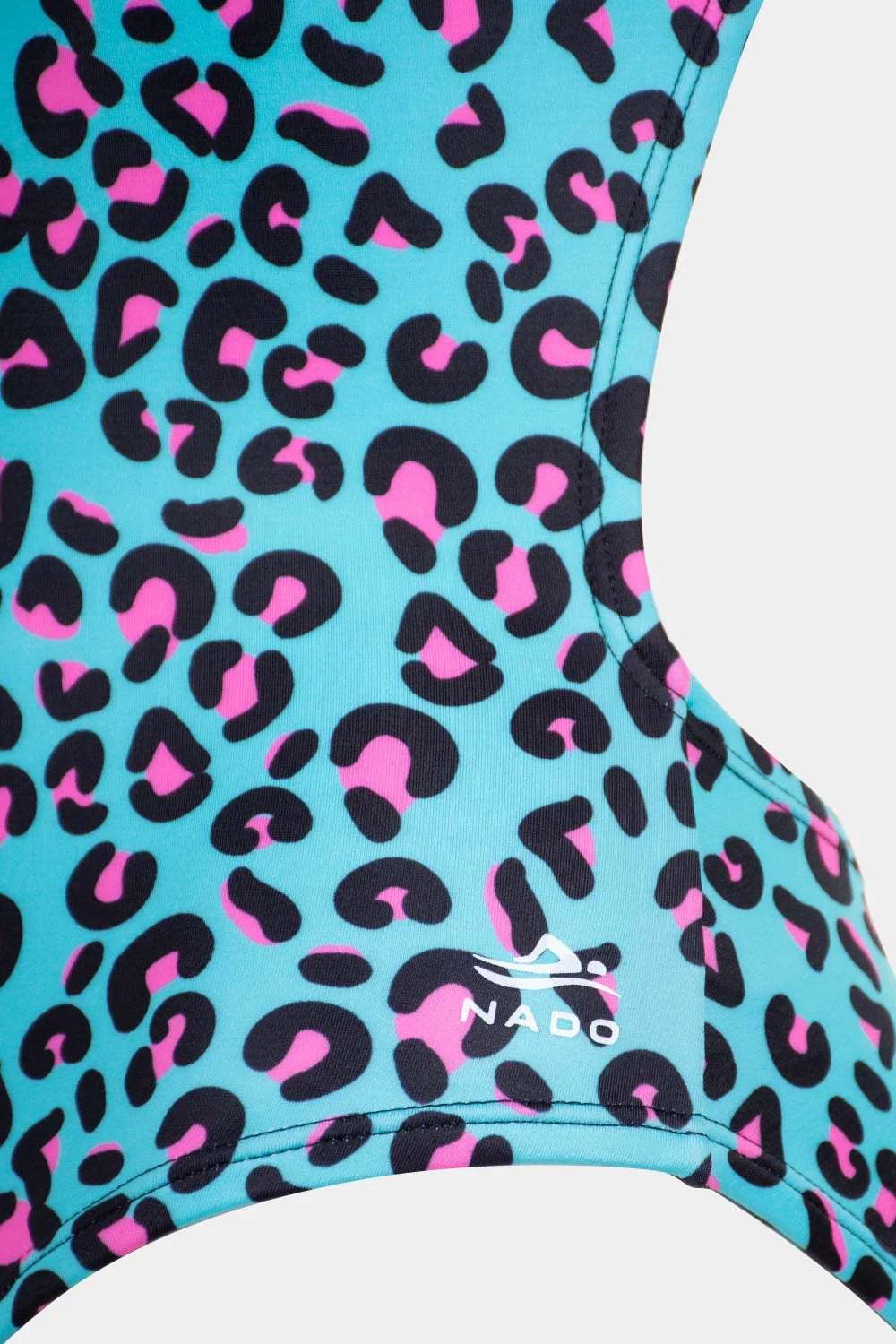 Women's printed one-piece swimsuit in blue leopard, fabric detail close-up – Bikini Uni