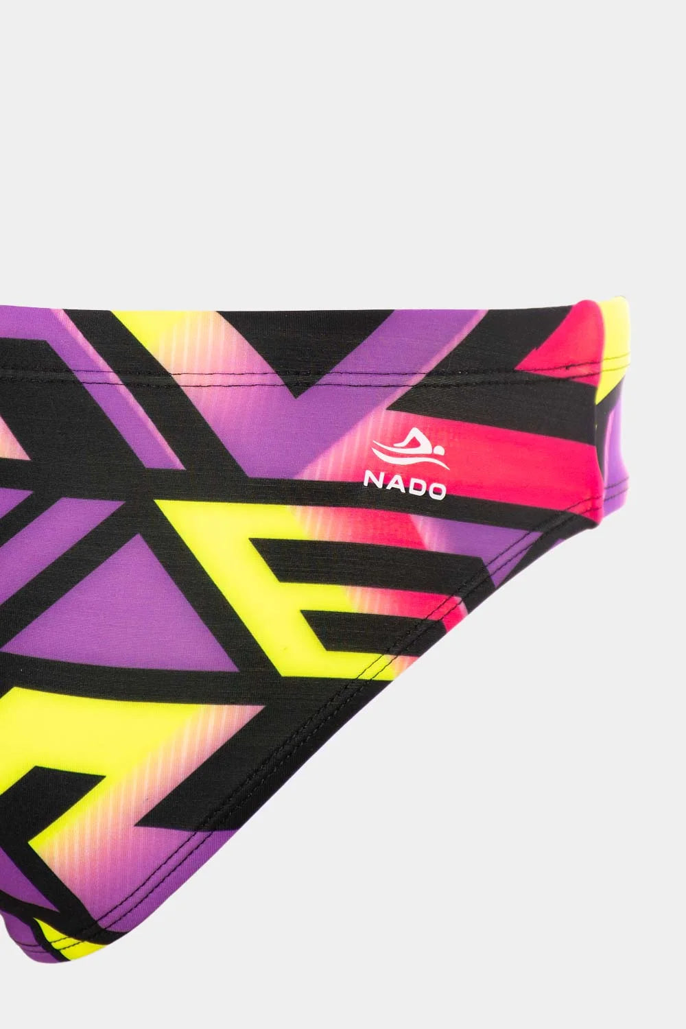 Women's sport bikini bottom in pink and purple geometric, close-up – Bikini Uni